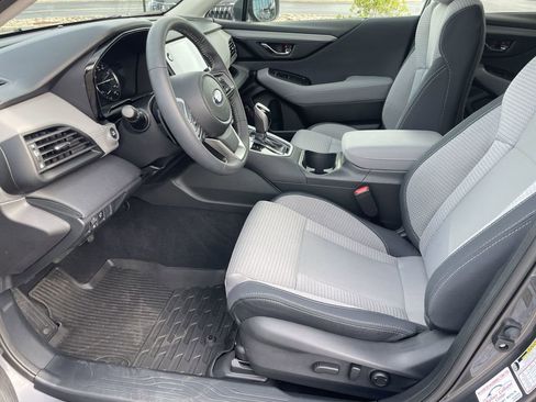 Certified 2025 Subaru Outback Premium w/ Popular Package #1A AWD/4WD image 10