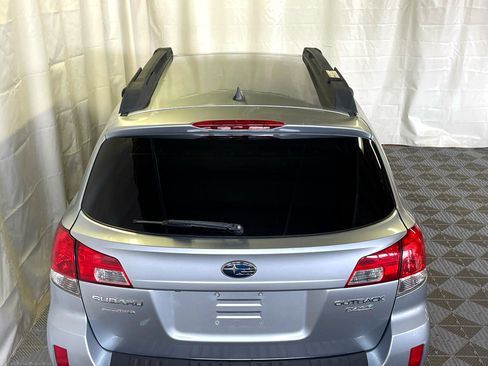 Used 2014 Subaru Outback 2.5i Limited image 7