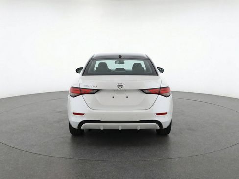 Used 2025 Nissan Sentra SV FWD image 7