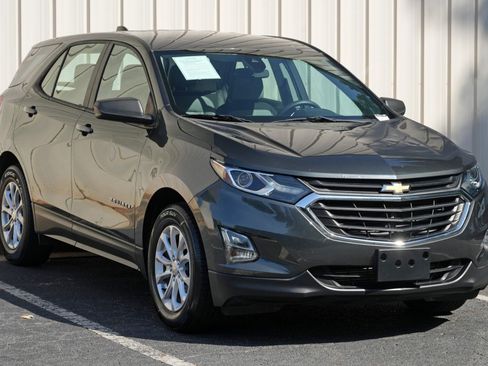 Used 2020 Chevrolet Equinox LS FWD image 46