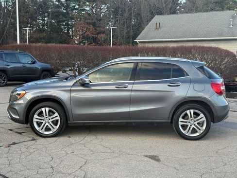 Used 2017 Mercedes-Benz GLA 250 4MATIC image 8