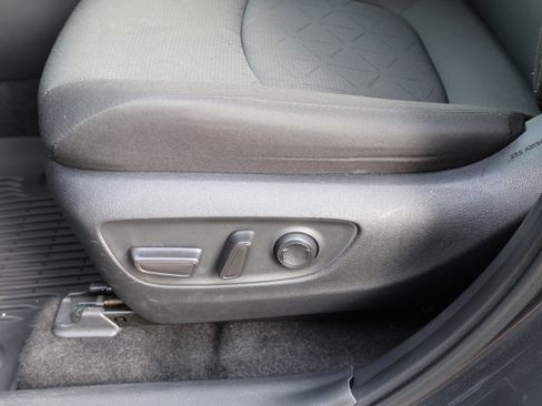 Certified 2024 Toyota RAV4 XLE FWD image 22