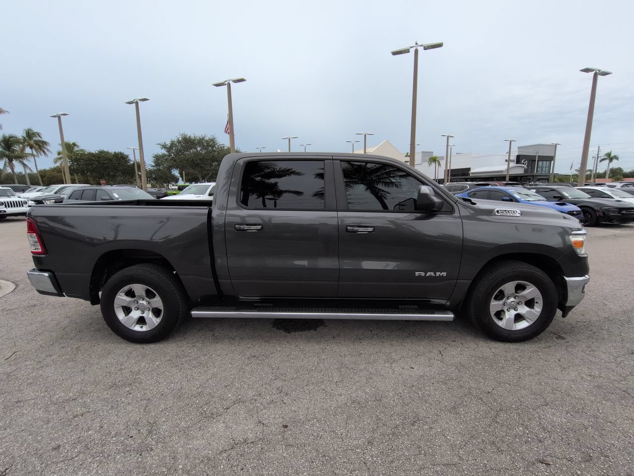 Used 2019 RAM 1500 Big Horn RWD image 4