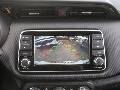 Certified 2025 Nissan Kicks Play S FWD image 23