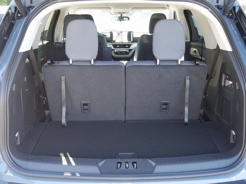 New 2026 Ford Explorer Active image 10