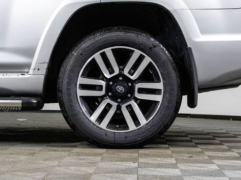 Used 2014 Toyota 4Runner Limited image 43