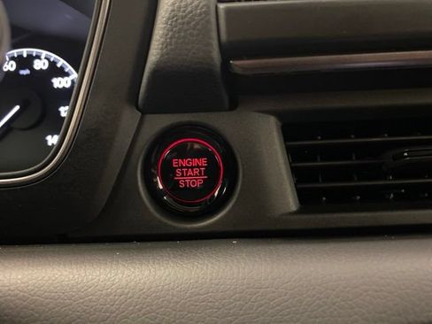 Used 2024 Honda Pilot TrailSport image 16