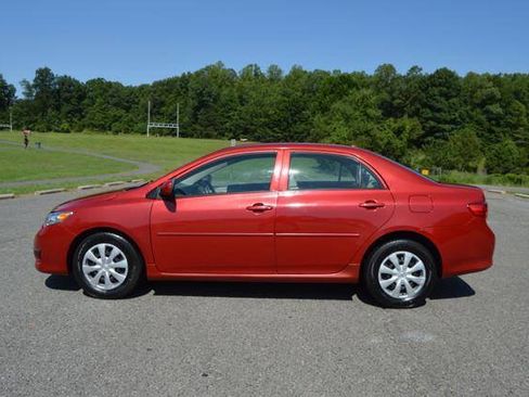 Used 2009 Toyota Corolla LE w/ All Weather Guard Pkg FWD image 5