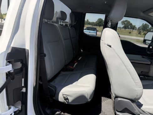 Used 2023 Ford F250 XL w/ XL Driver Assist Package AWD/4WD image 27