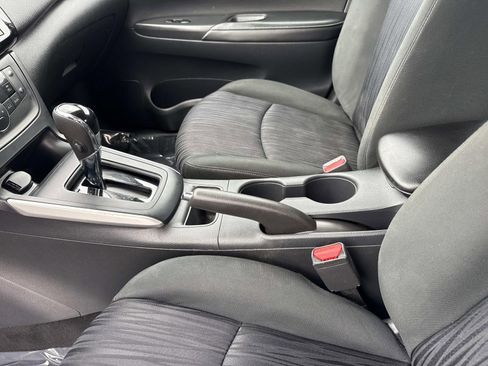 Used 2019 Nissan Sentra SV image 20