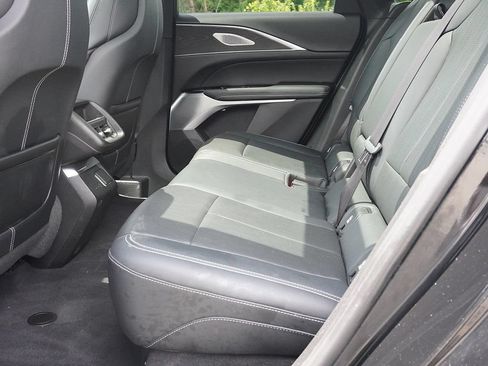 Used 2024 Cadillac Lyriq Luxury RWD image 36
