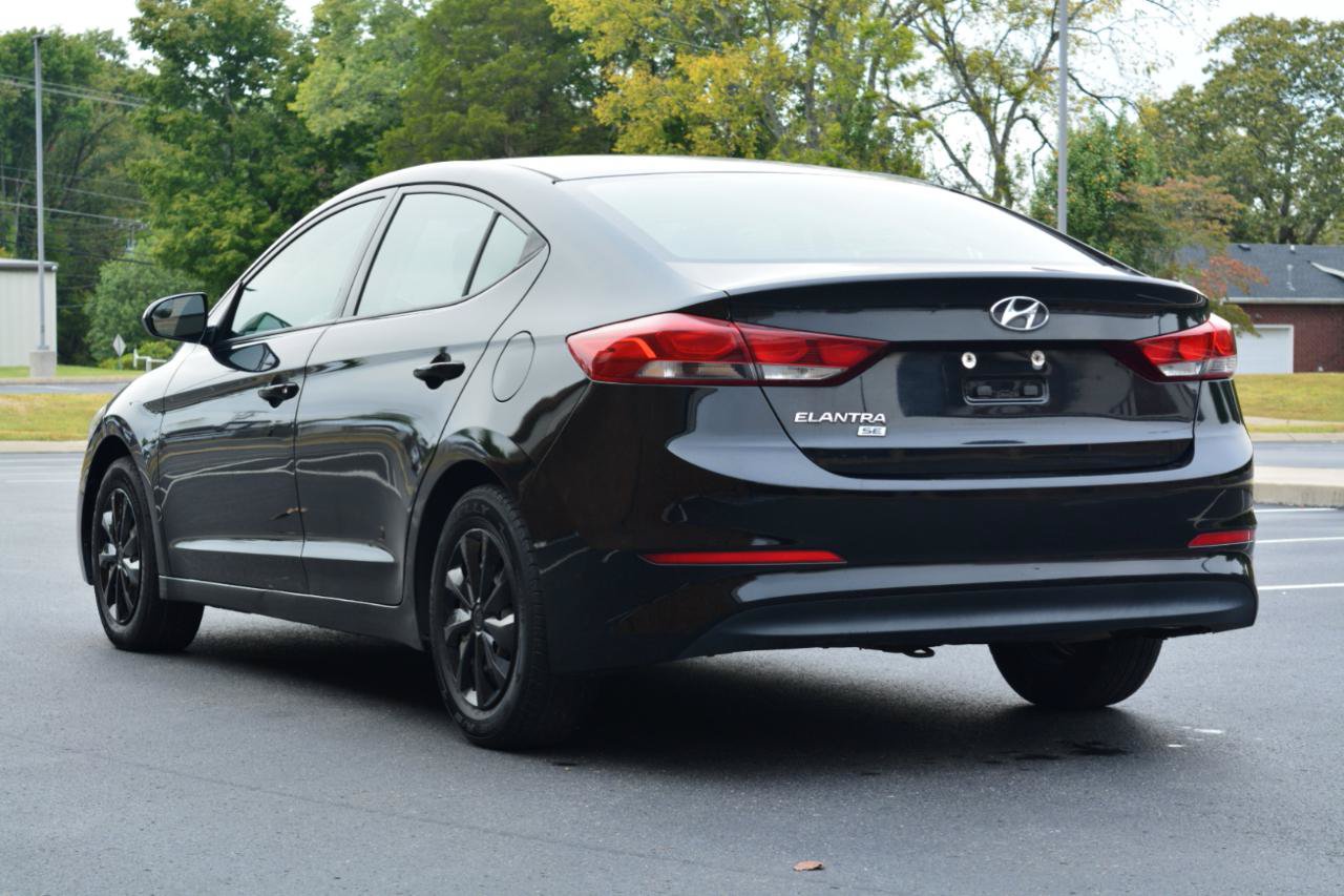 Used 2018 Hyundai Elantra SE FWD image 7