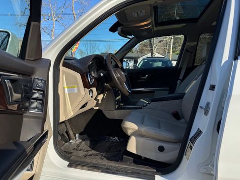 Used 2013 Mercedes-Benz GLK 350 4MATIC image 12