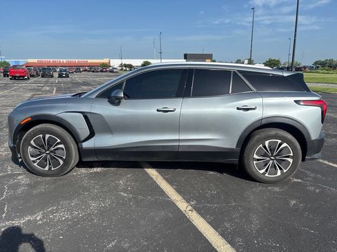 Used 2024 Chevrolet Blazer EV LT AWD/4WD image 8