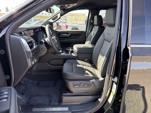 New 2026 GMC Yukon XL Denali RWD image 21