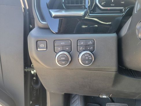 New 2026 GMC Sierra 1500 SLT w/ SLT Premium Plus Package image 17