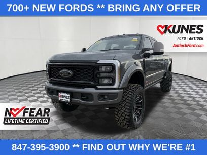 New 2026 Ford F250 Lariat w/ Black Appearance Package
