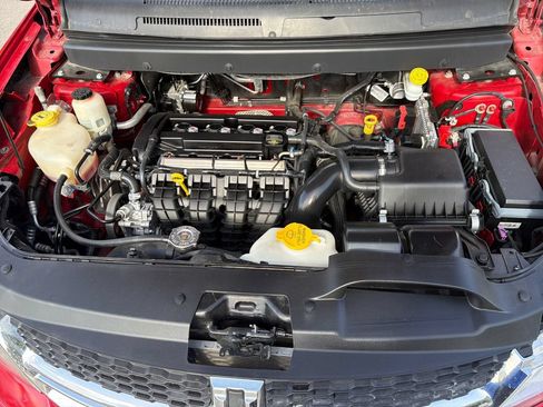 Used 2020 Dodge Journey SE FWD image 18
