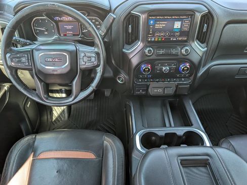 Used 2020 GMC Sierra 2500 AT4 w/ AT4 Premium Package AWD/4WD image 6