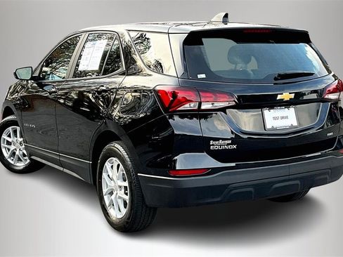 Certified 2024 Chevrolet Equinox LS image 5