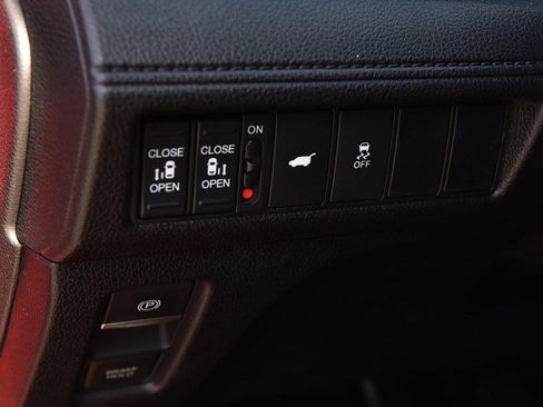 Certified 2025 Honda Odyssey Sport-L image 11