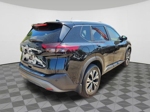 Certified 2023 Nissan Rogue SV w/ SV Premium B Package AWD/4WD image 4