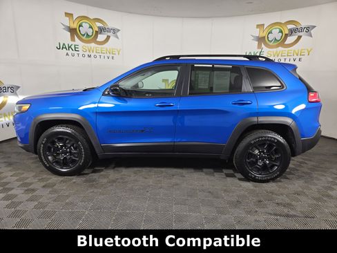 Used 2022 Jeep Cherokee Latitude w/ Sun & Sound Group AWD/4WD image 6