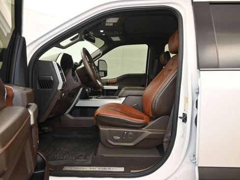 Used 2019 Ford F350 King Ranch w/ King Ranch Ultimate Package AWD/4WD image 22
