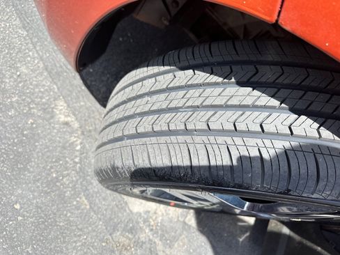 Used 2006 Chevrolet HHR LT w/ Preferred Equipment Group FWD image 38