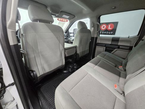 Used 2019 Ford F250 XL w/ Power Equipment Group image 19
