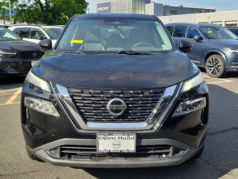 Used 2021 Nissan Rogue SV AWD/4WD image 2