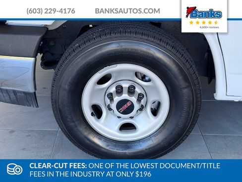 Used 2025 GMC Savana 2500 w/ Driver Convenience Package RWD image 4
