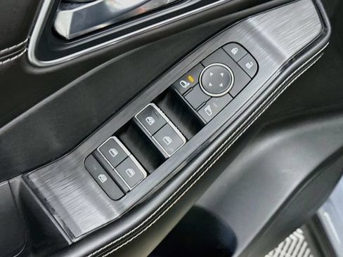 Used 2021 Nissan Rogue SL w/ Premium Package AWD/4WD image 18