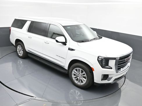 Used 2024 GMC Yukon XL SLT image 37