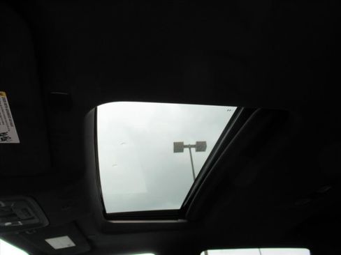 New 2026 GMC Sierra 2500 Denali Ultimate image 18