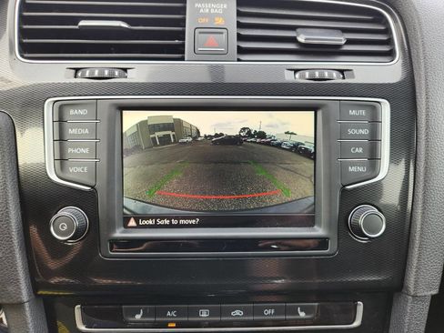 Used 2016 Volkswagen GTI S image 22