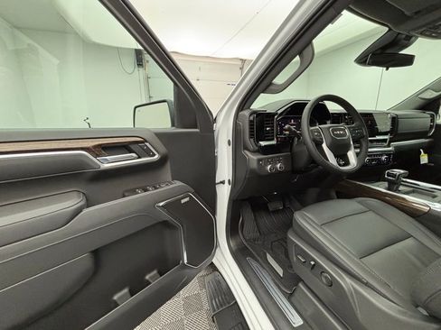 New 2026 GMC Sierra 1500 Elevation w/ Elevation Premium Package image 15