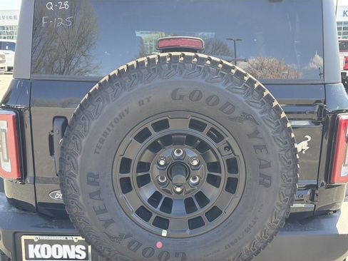 New 2026 Ford Bronco Outer Banks w/ Sasquatch Package image 21