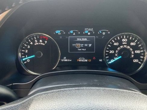Used 2020 Ford F150 Lariat w/ Equipment Group 502A Luxury AWD/4WD image 47