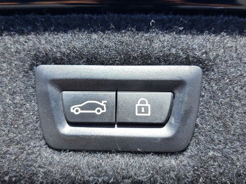 Used 2018 BMW 530i image 13