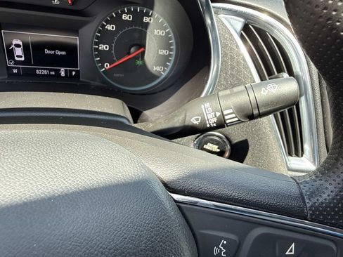 Used 2020 Chevrolet Malibu LT FWD image 36