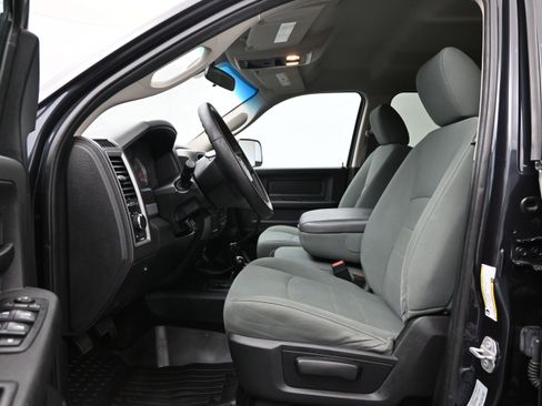 Used 2017 RAM 2500 Tradesman w/ Popular Equipment Group AWD/4WD image 9