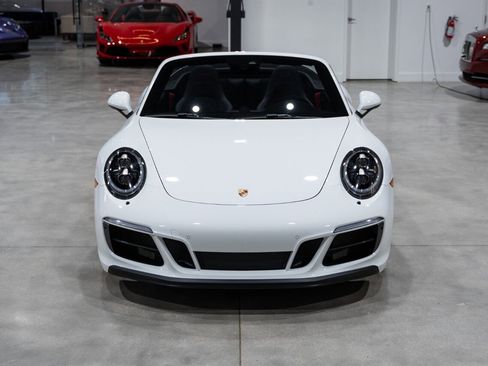 Used 2018 Porsche 911 Carrera GTS RWD image 10