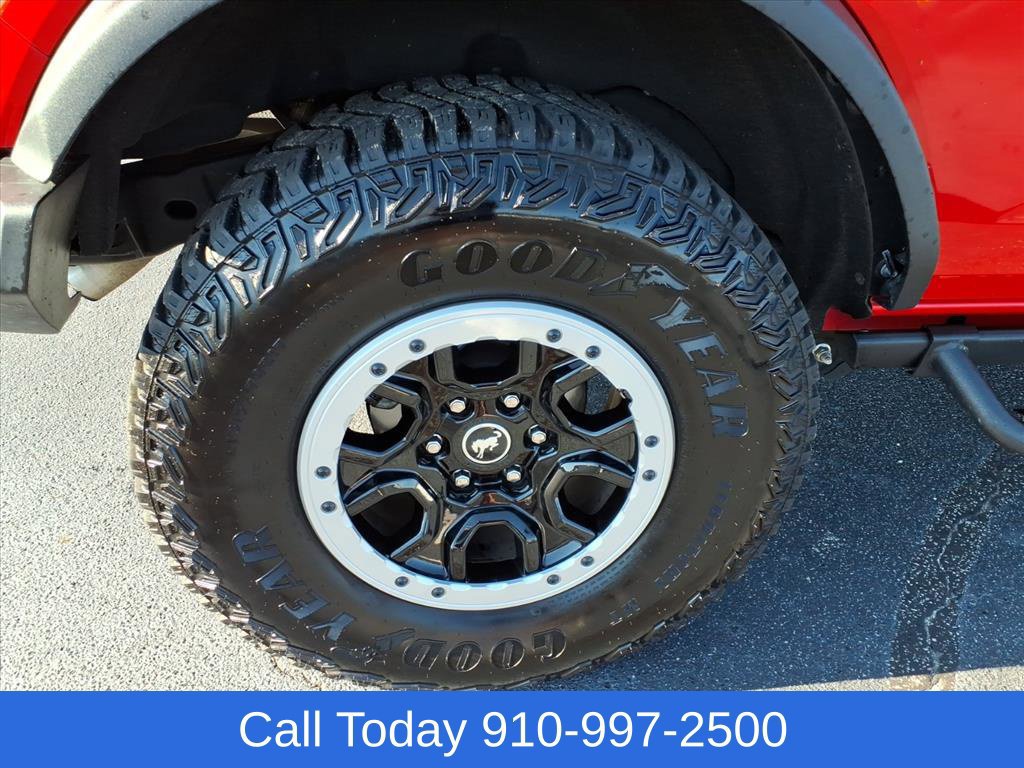 Used 2024 Ford Bronco Badlands w/ Sasquatch Package AWD/4WD image 9
