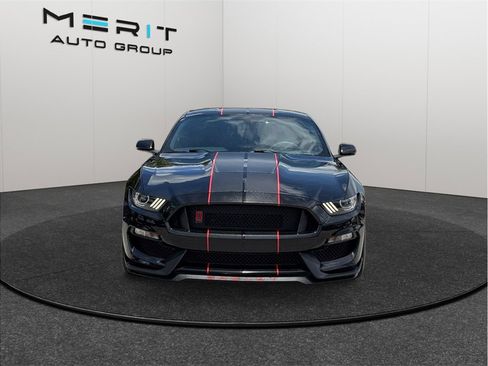 Used 2018 Ford Mustang Shelby GT350 w/ Convenience Package RWD image 3