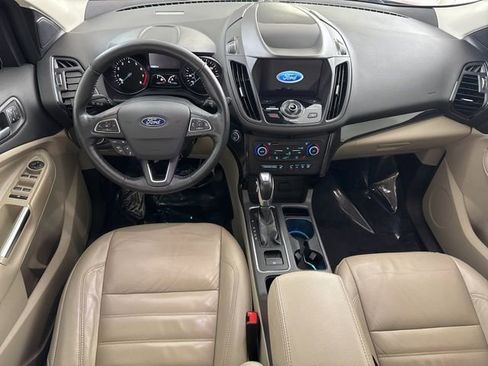 Used 2019 Ford Escape Titanium image 22