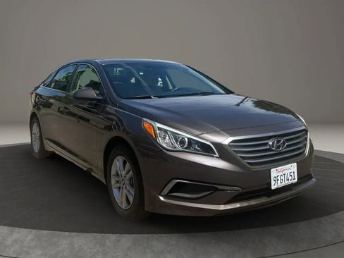 Used 2016 Hyundai Sonata SE image 4