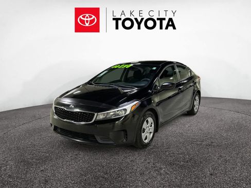 Used 2018 Kia Forte LX w/ LX Rear Camera Package image 1
