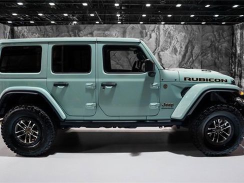 Used 2024 Jeep Wrangler Unlimited Rubicon 392 image 26