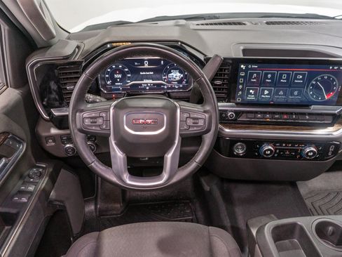 Used 2024 GMC Sierra 1500 SLE w/ X31 Off-Road Package AWD/4WD image 12